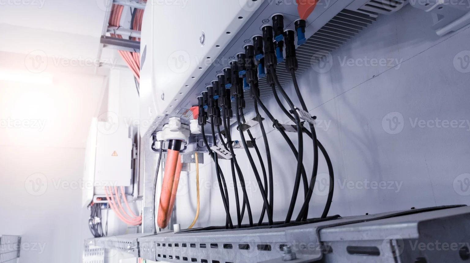 Inversores e proteção elétrica — exemplo 2